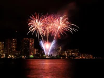 Freitagabend Feuerwerk auf Waikiki