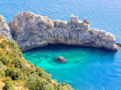 Crucero privado por la costa amalfitana con salida entre Positano y Cetara