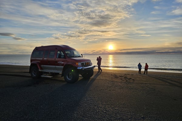 Off Road Driving Experience in Jökulsárlón Glacier Lagoon