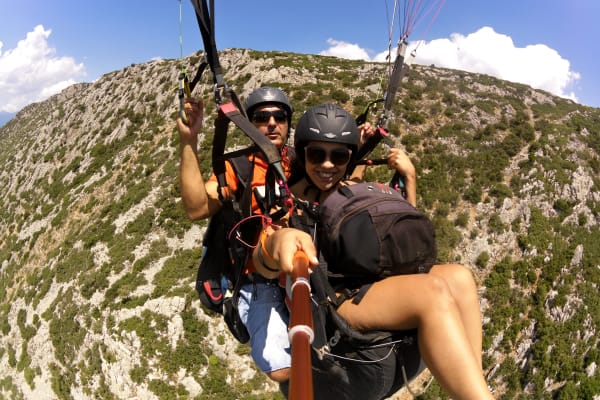 Paragliding in Arachova