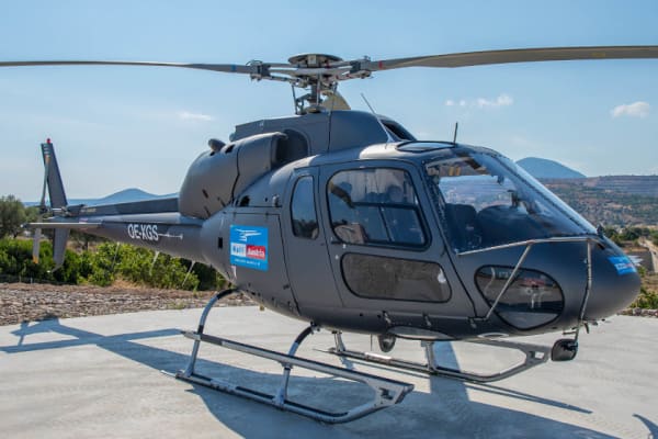 Vol en hélicoptère à Santorin