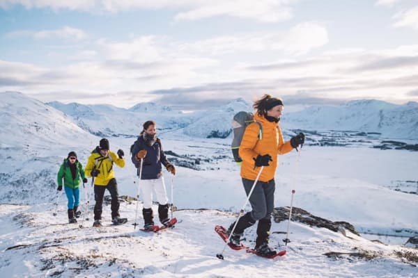 Schneeschuhwandern in Ballstad, Lofoten