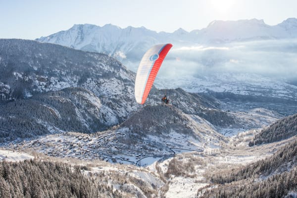 Paragliding in Brig