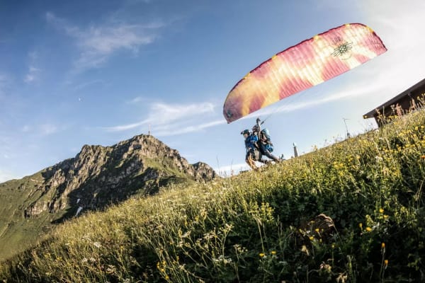 Paragliding in St Johann in Tirol