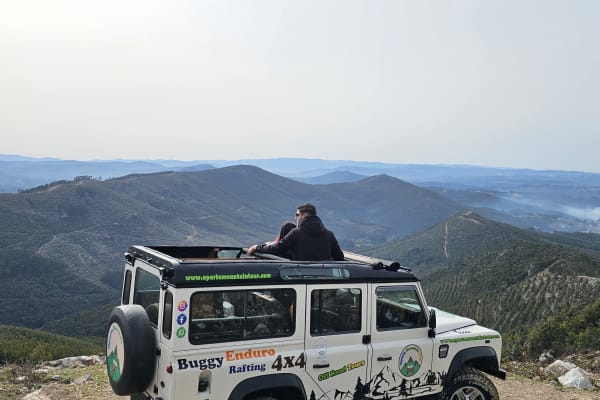 4x4 jeep tour in the Oporto mountain range