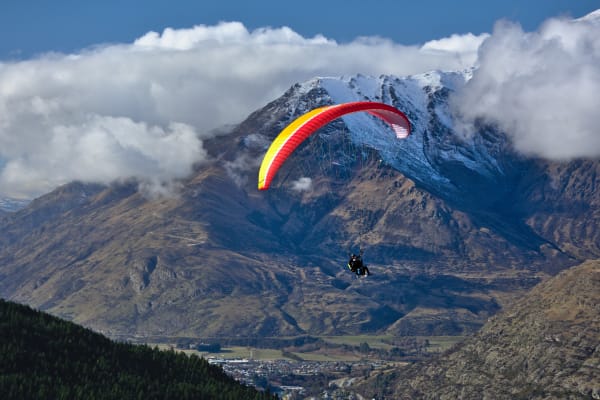 Paragliding in Ticino