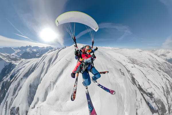 Paragliding Discovery Day in Courchevel and Méribel, Les Trois Vallées