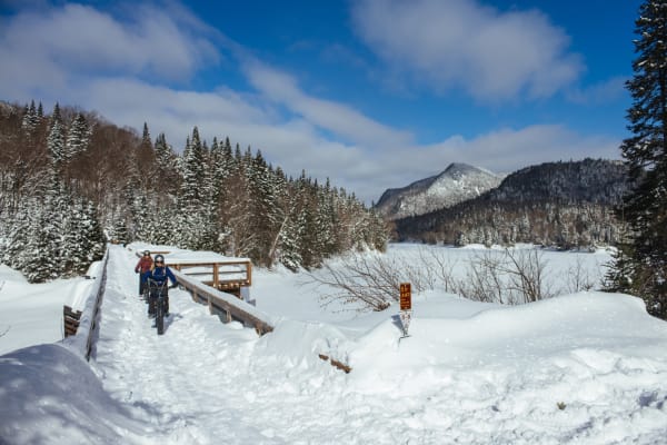 Excursion guidée à fat bike dans le Parc national de la Jacques-Cartier, Québec