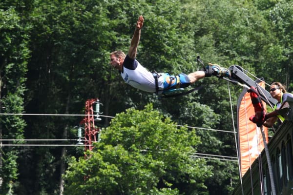 Bungee Jumping in Luz Saint Sauveur