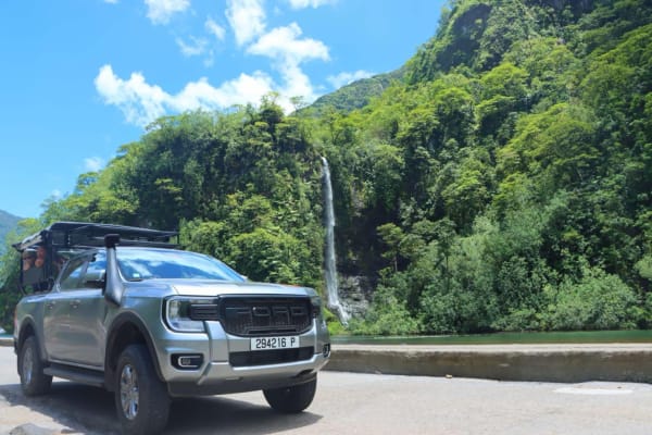 Off Road Driving Experience in Tahiti