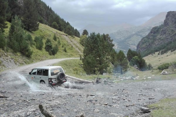 4x4 Jeep Tour to Pic Negre, Andorra