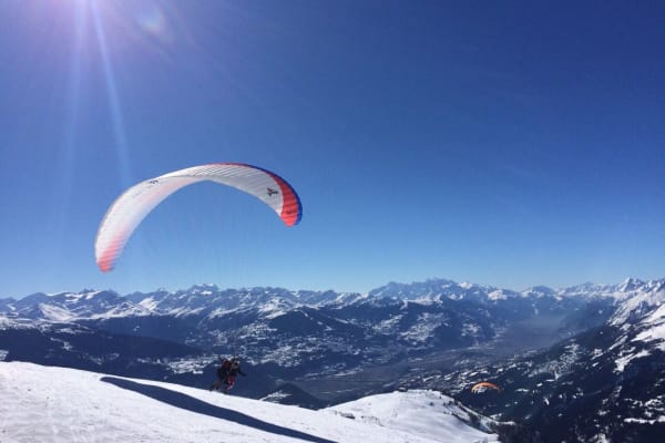 Paragliding in Sierre