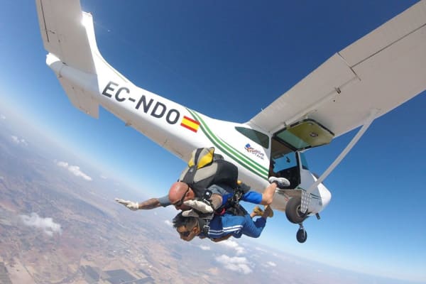 Skydiving in Murcia