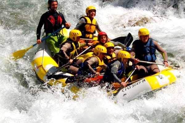 White Water Rafting in Montanejos