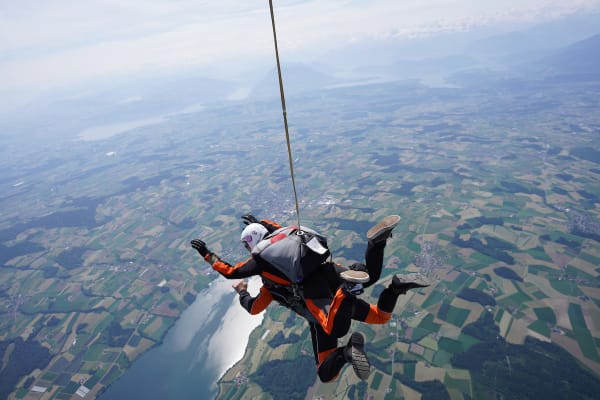 Skydiving in Lucerne