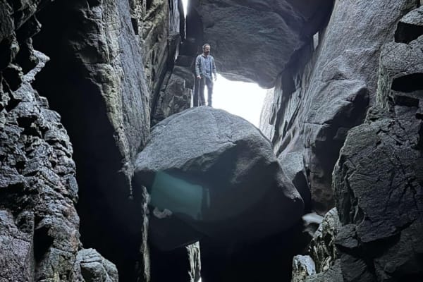 Caving in Svolvær, Lofoten