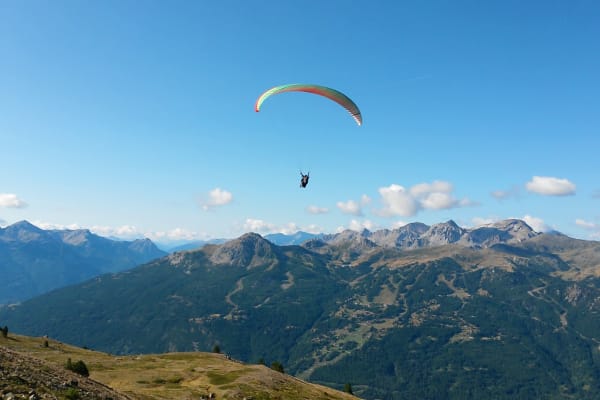 Paragliding in Briançon