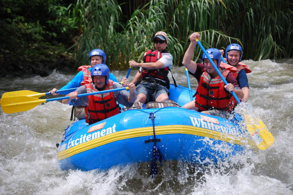 Rafting in San José