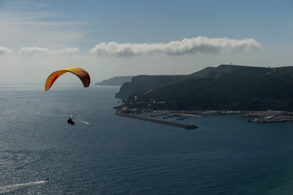 Paragliding in Costa da Caparica