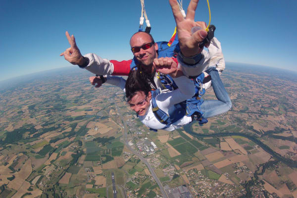 Skydiving in Aveyron