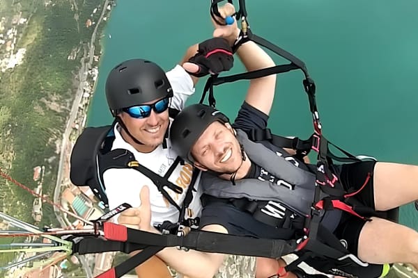 Discover paragliding over Lake Garda from Monte Pizzocolo