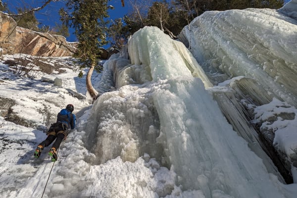 Escalade sur glace à Lanaudière - Mauricie