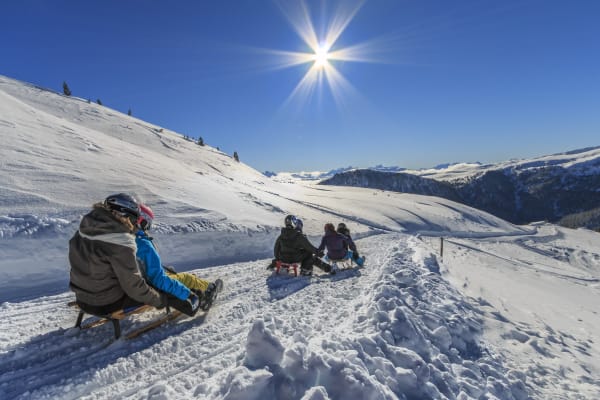 Excursión con raquetas de nieve y trineo cerca de Salzburgo