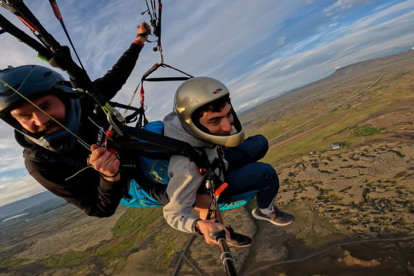 Paragliding in Reykjavik