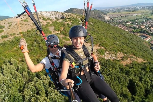 Tandem Paragliding Flight in San Giuliano Terme, near Pisa
