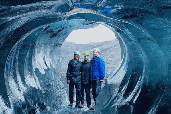 Caving in Vik i Myrdal