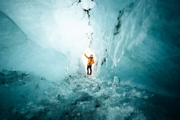 Caving in Jökulsárlón Glacier Lagoon