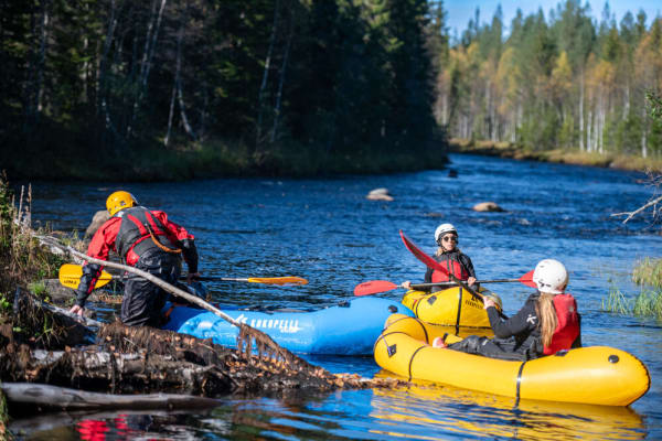 Family-friendly Packrafting Excursion in Sälen