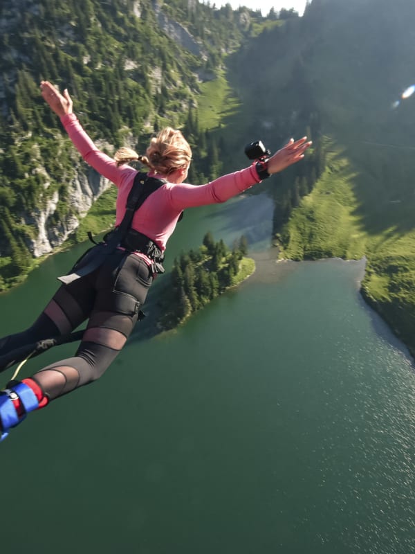 Bungee Jumping in Switzerland