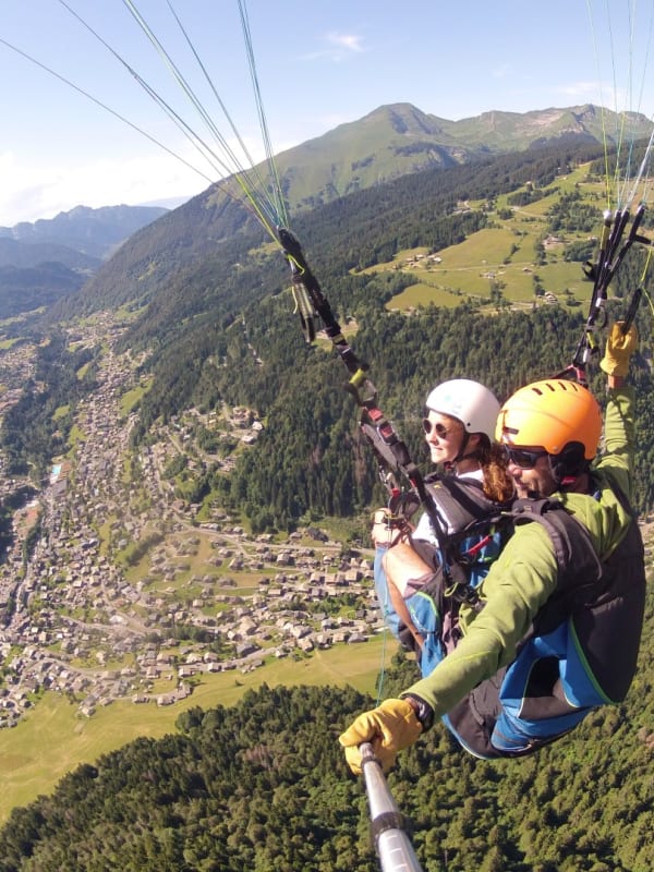 Paragliding in France