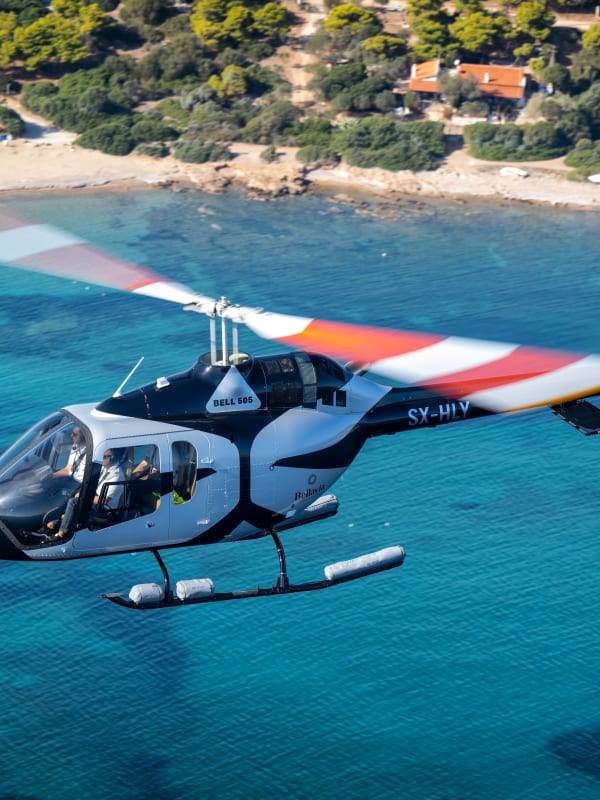 Vol en hélicoptère en Grèce