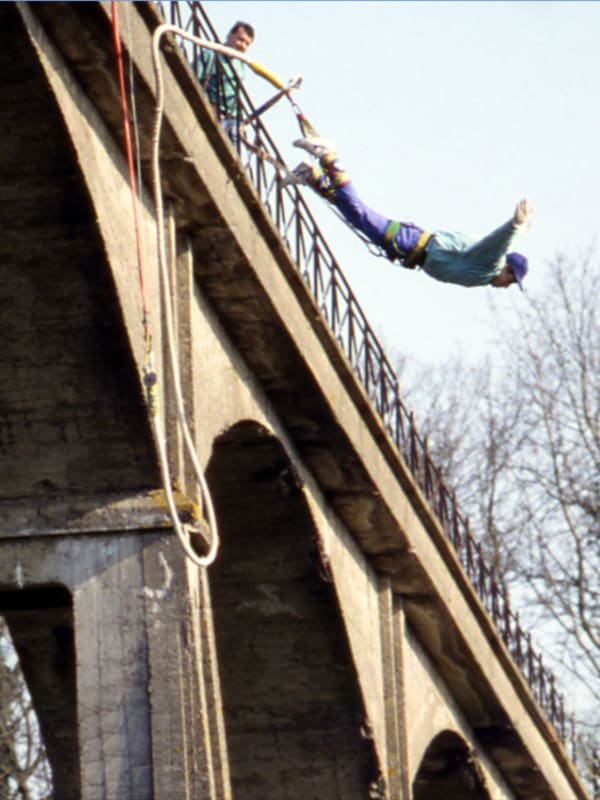 Bungee Jumping in Frankreich