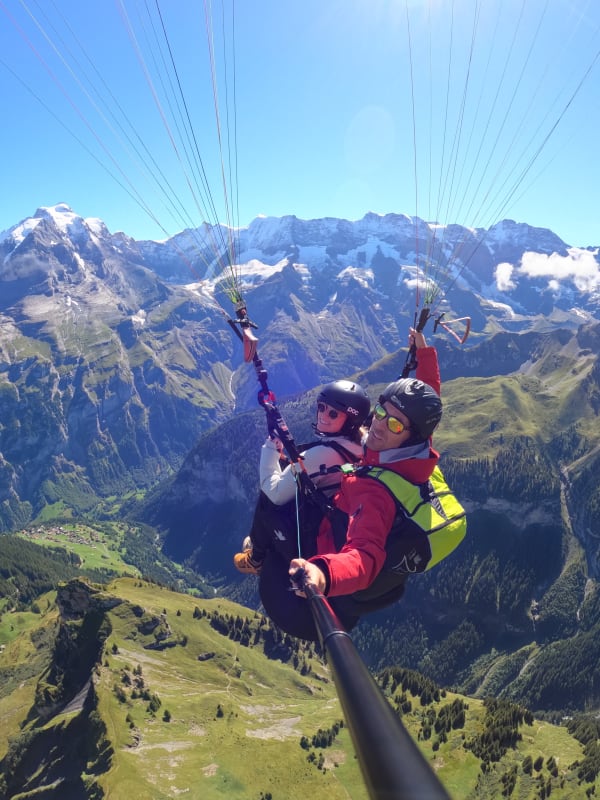 Paragliding in Switzerland