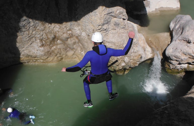 Descente canyoning de la Clue du Riolan près de Nice