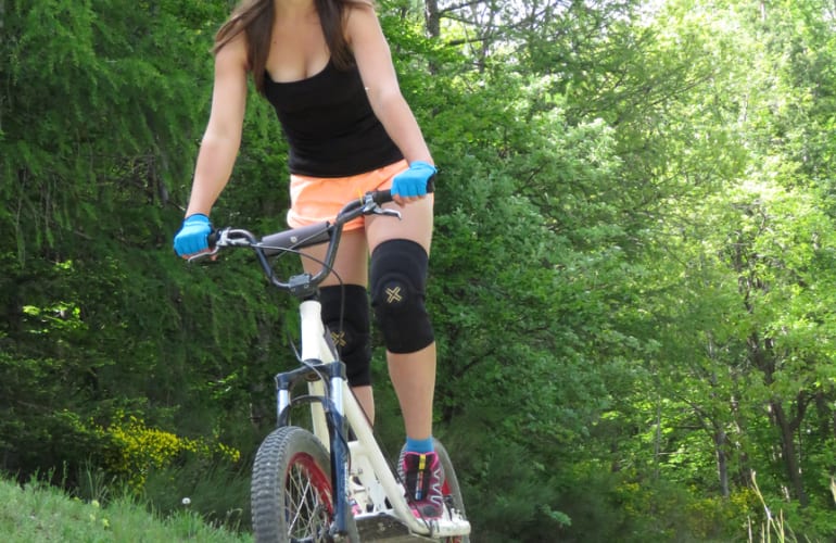 Trottinette de descente dans le Pays d'Annot, Verdon