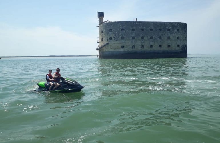 Jet-Ski-Ausflug nach Fort Boyard ab La Rochelle