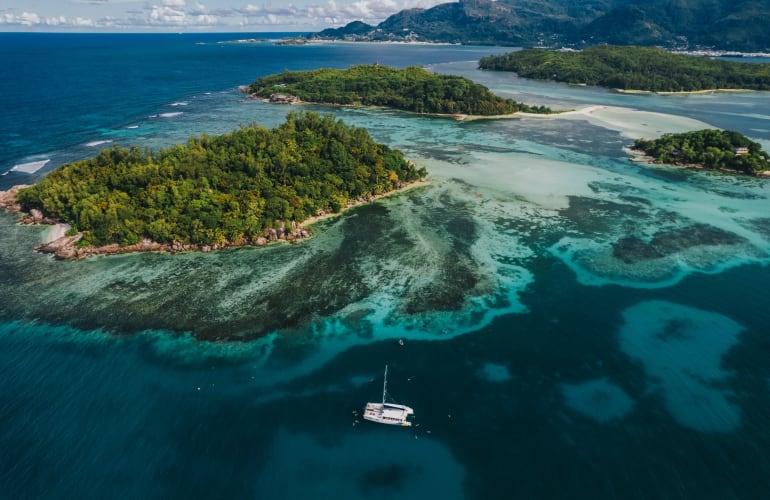 Catamaran Tour to Sainte-Anne Marine National Park and Moyenne Island from Mahé, Seychelles