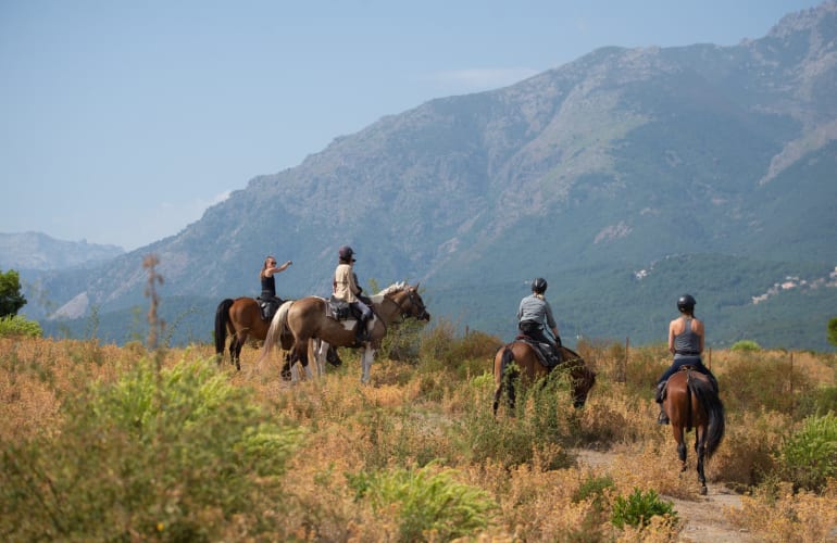 Horse riding on the banks of the river Tavignanu, Corte