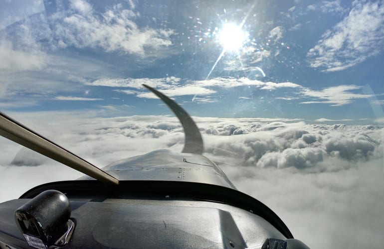 Plane Piloting Course in Lognes, near Paris