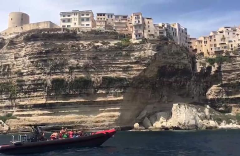 Bootsfahrt nach Bonifacio von Ajaccio oder Porticcio aus