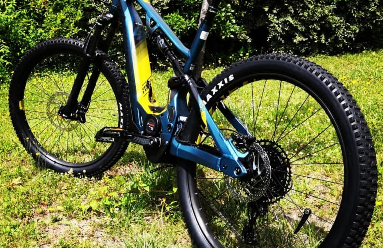 Electric mountain bike rental in Clermont Ferrand, Auvergne