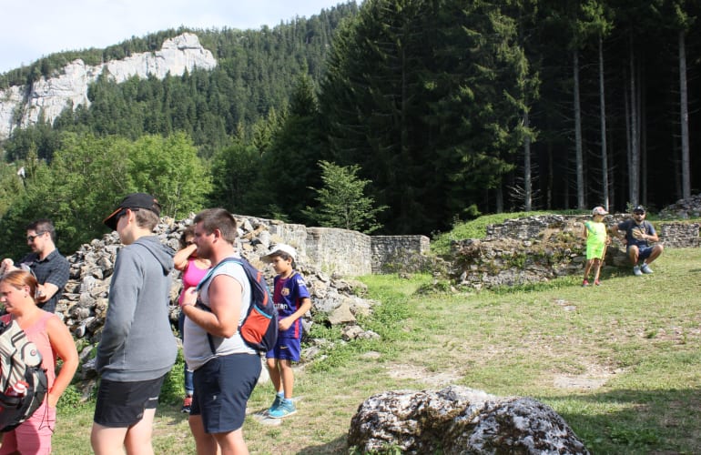 Randonnée guidée à Valchevrière dans le Parc naturel régional du Vercors, près de Grenoble