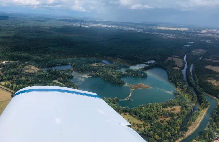 Plane Piloting Course in Lognes, near Paris
