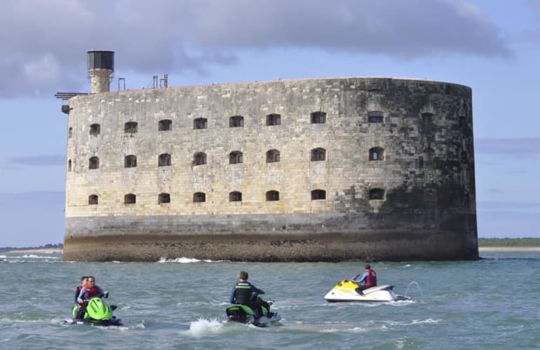 Jet-Ski-Ausflug nach Fort Boyard ab La Rochelle