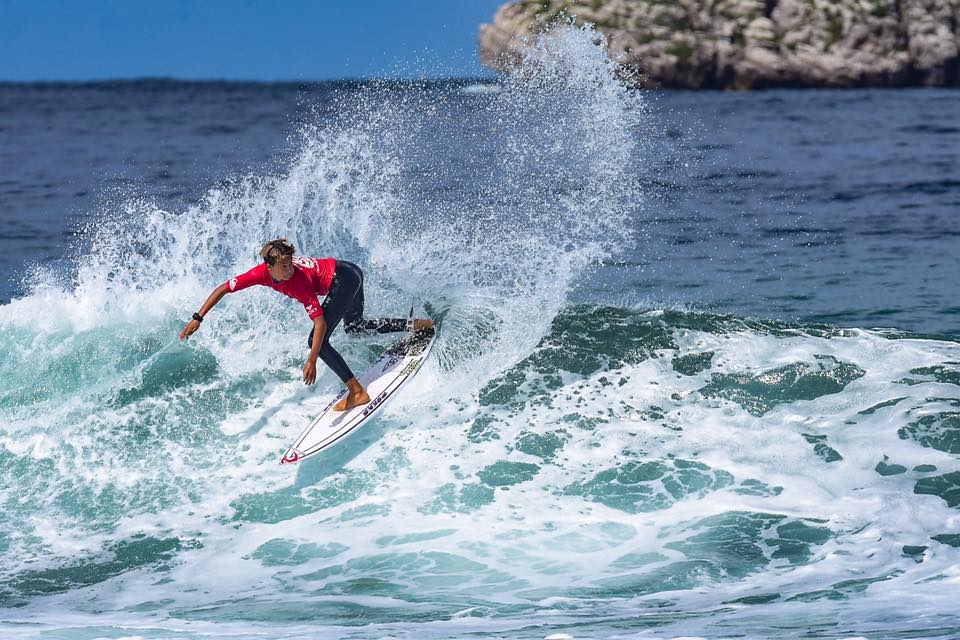 Clases de surf en la Playa de Somo