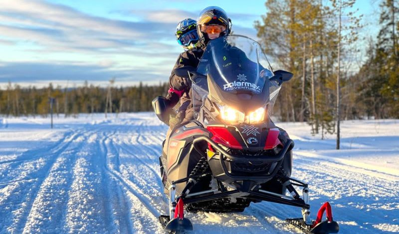 Snowmobiling in Rovaniemi